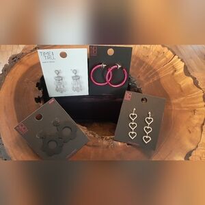 4 pairs earrings for pierced ears hypo- allergenic NWT